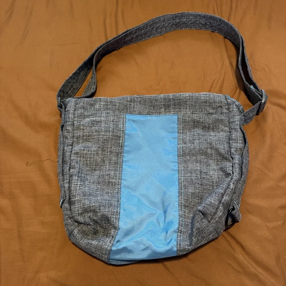 Timbuk2 Heathered Grey And Blue Sling Messenger Bag!